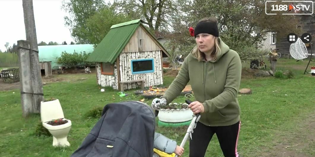 Magones dārzā podi, ekrānuzņēmums Magones dārzā podi, ekrānuzņēmums