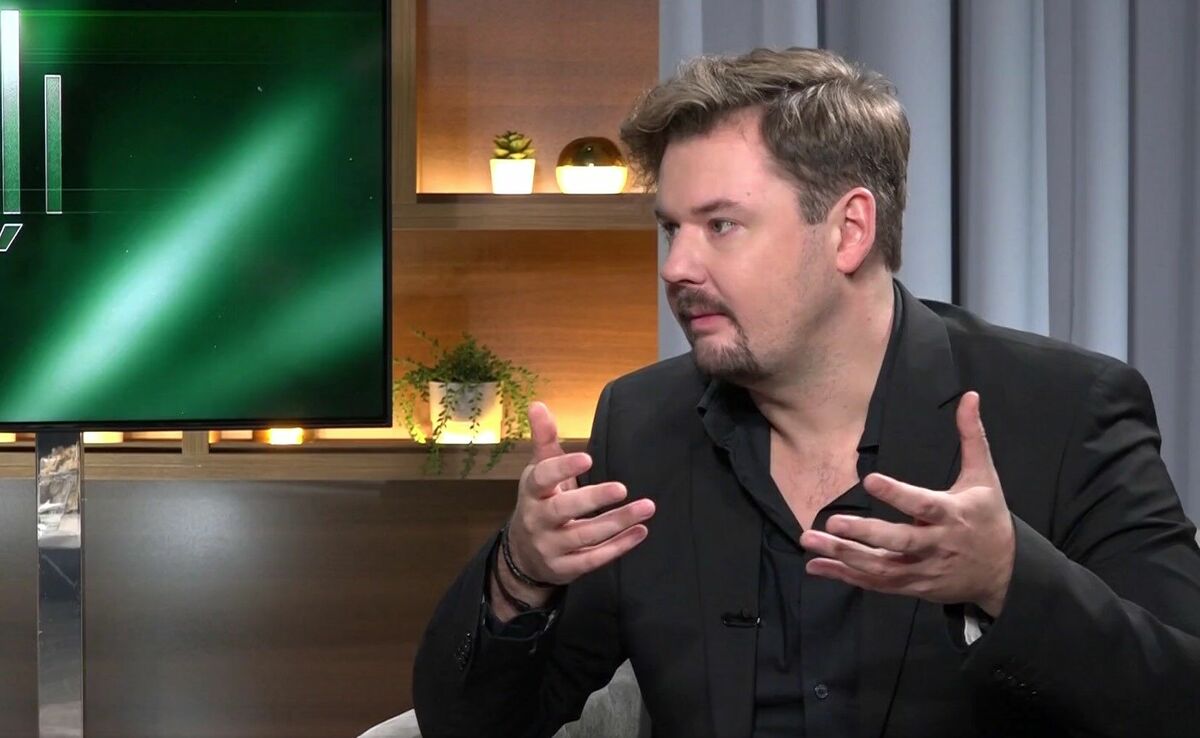 Čellists Valters Pūce, 360TV šova "Pasaki to skaļi" ekrānšāviņš Čellists Valters Pūce, 360TV šova "Pasaki to skaļi" ekrānšāviņš