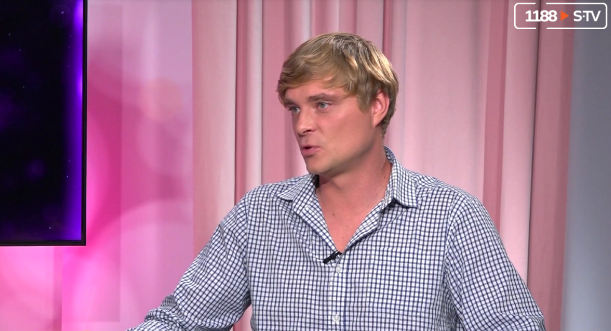 Kaspars Zāle, "Kad viņas satiekas" ekrānšāviņš Kaspars Zāle, "Kad viņas satiekas" ekrānšāviņš