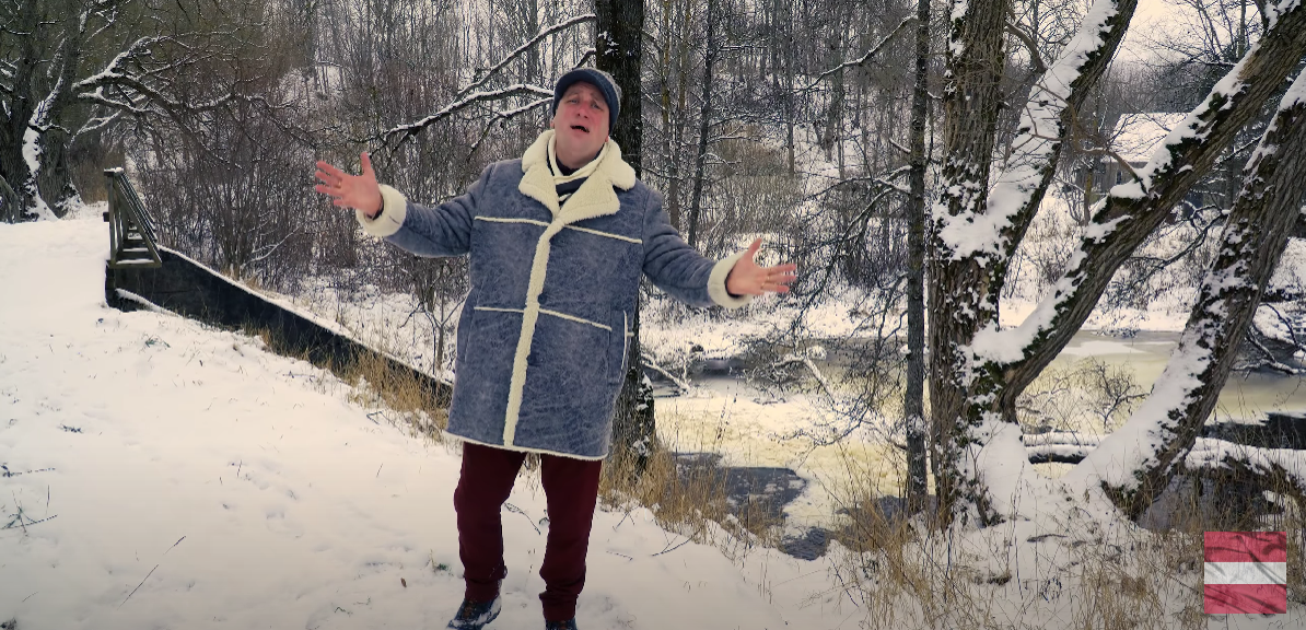 "Ziema manā pilsētā, Sandis Kiops, videoklipa ekrānšāviņš "Ziema manā pilsētā, Sandis Kiops, videoklipa ekrānšāviņš