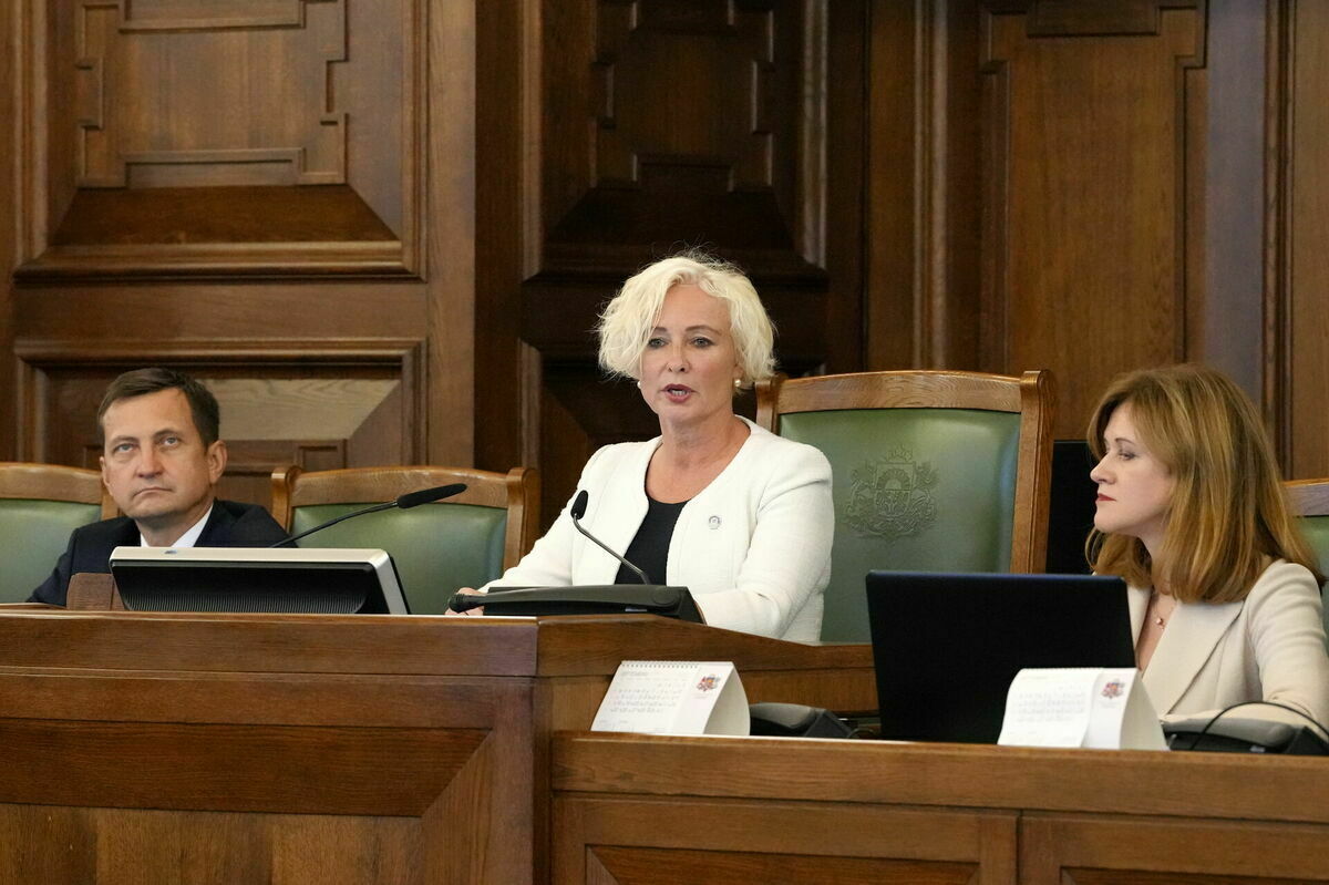 Saeimas priekšsēdētāja Daiga Mieriņa (ZZS). Foto: Evija Trifanova/LETA Saeimas priekšsēdētāja Daiga Mieriņa (ZZS). Foto: Evija Trifanova/LETA