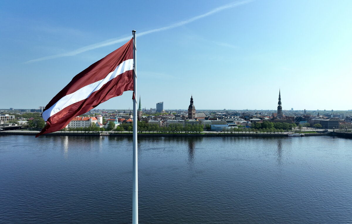 Latvijas karogs. Foto: Kaspars Nordens/LETA