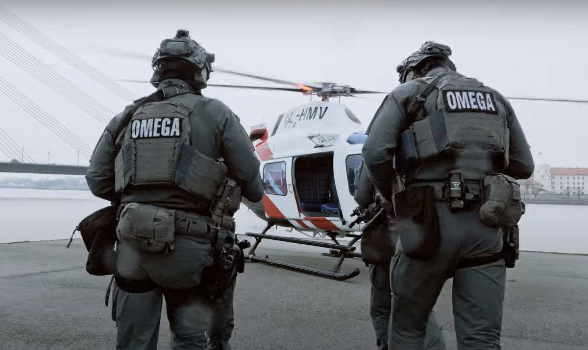 OMEGA vienība. Foto: Ekrānšāviņš no video OMEGA vienība. Foto: Ekrānšāviņš no video