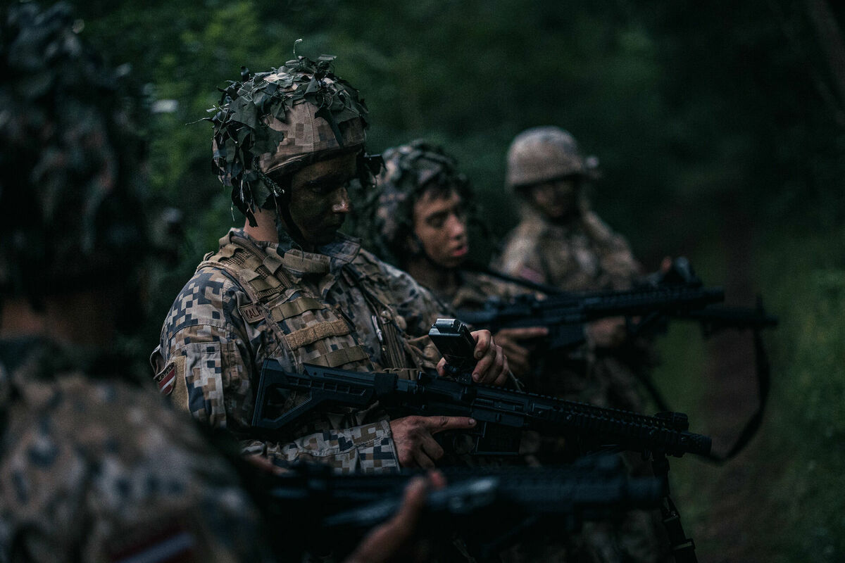 Latvijas karavīri. Foto: Foto: srž. Ēriks Kukutis, Aizsardzības ministrija Latvijas karavīri. Foto: Foto: srž. Ēriks Kukutis, Aizsardzības ministrija