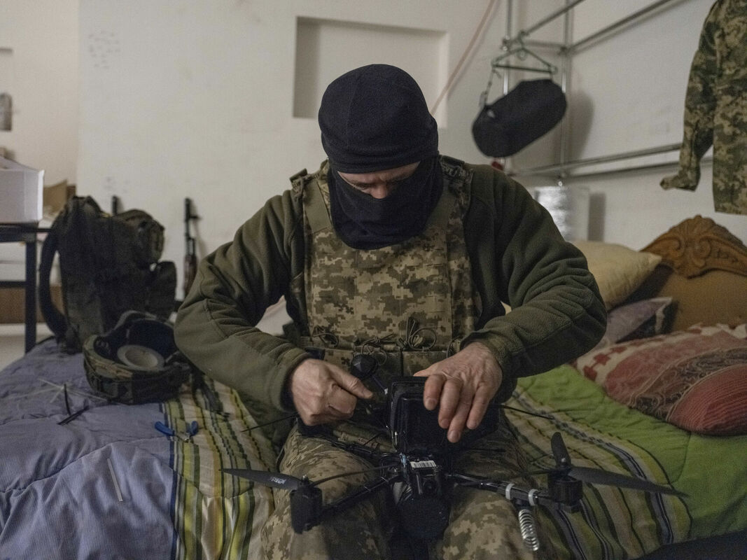 Ukraiņu karavīrs. Foto: Iryna Rybakova/Ukraine's 93rd Mechanized Brigade/AP/Scanpix Ukraiņu karavīrs. Foto: Iryna Rybakova/Ukraine's 93rd Mechanized Brigade/AP/Scanpix