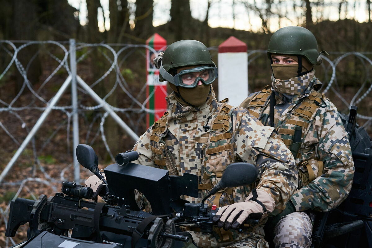 Latvijas-Baltkrievijas robeža. Foto: EPA/LATVIAN PRIME MINISTER OFFICE Latvijas-Baltkrievijas robeža. Foto: EPA/LATVIAN PRIME MINISTER OFFICE