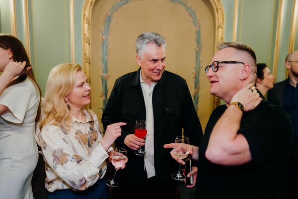 Publicitātes foto Publicitātes foto