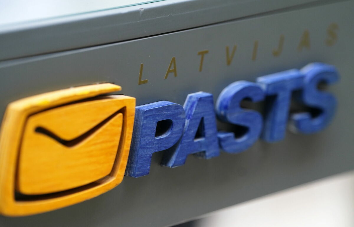 VAS "Latvijas pasts" logo. Foto: Ieva Leiniša/LETA VAS "Latvijas pasts" logo. Foto: Ieva Leiniša/LETA