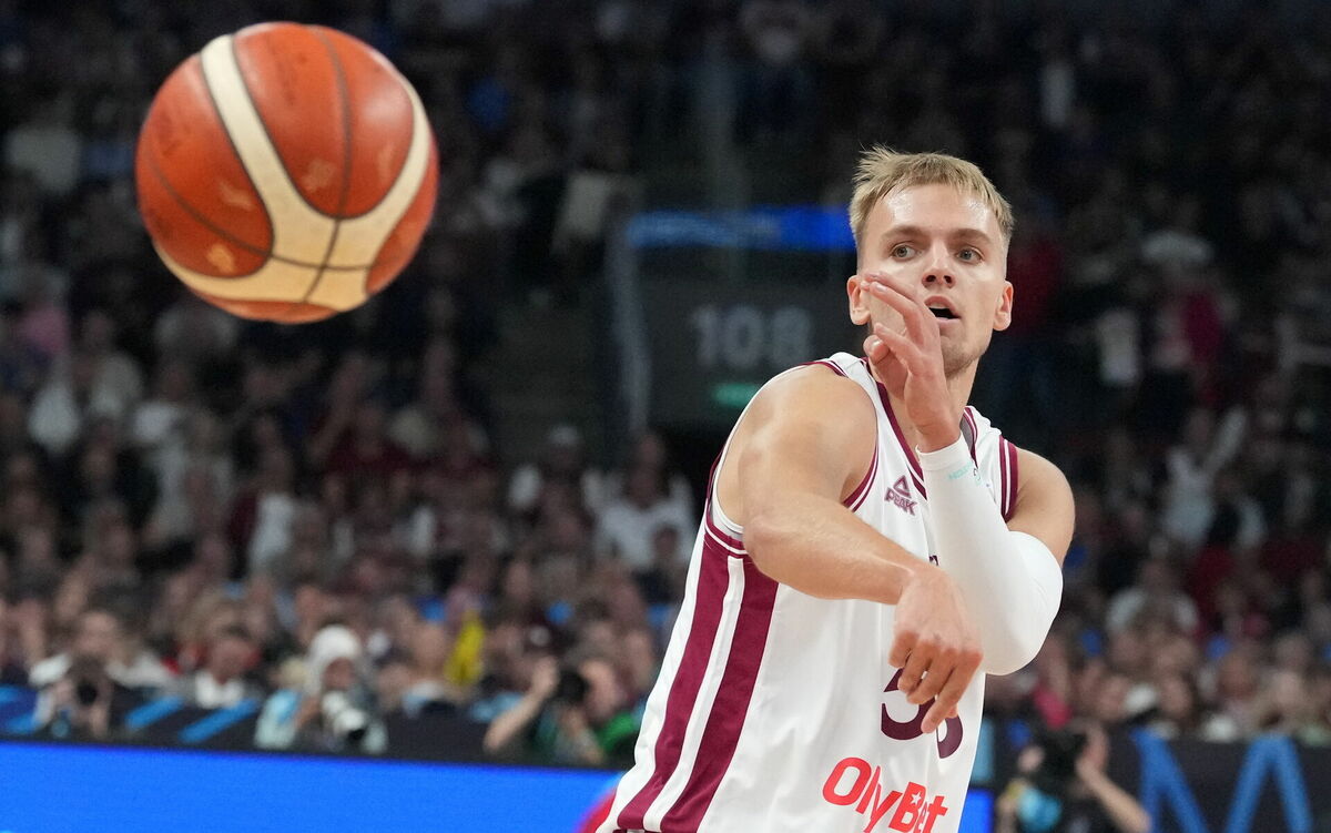 Latvijas basketbola izlases spēlētājs Artūrs Žagars. Foto: Edijs Pālens/LETA Latvijas basketbola izlases spēlētājs Artūrs Žagars. Foto: Edijs Pālens/LETA