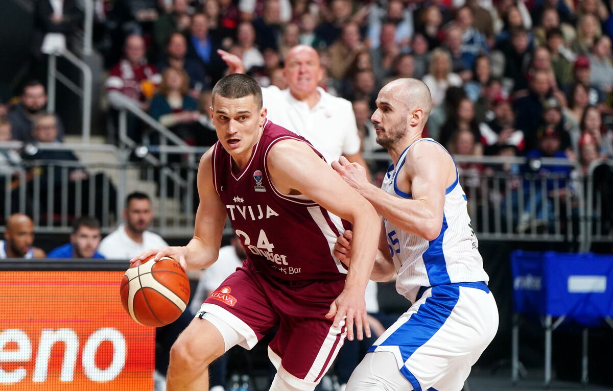 Latvijas izlases spēlētājs Andrejs Gražulis. Foto: Ieva Leiniša/LETA Latvijas izlases spēlētājs Andrejs Gražulis. Foto: Ieva Leiniša/LETA