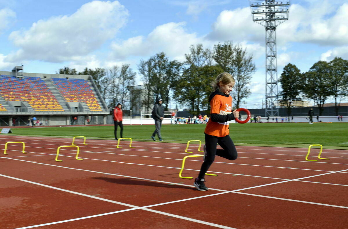 "Bērnu vieglatlētikas festivāla" atklāšanas pasākums. Foto: Zanda Seņkova/LETA "Bērnu vieglatlētikas festivāla" atklāšanas pasākums. Foto: Zanda Seņkova/LETA