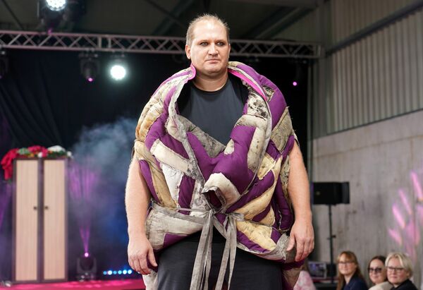 Modes skate "Dzīve pēc skapja". Foto: LETA Modes skate "Dzīve pēc skapja". Foto: LETA