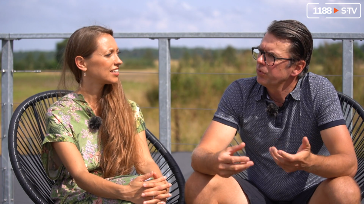 Marta Marija un Pēteris Sproģi, 1188 Play ekrānšāviņš Marta Marija un Pēteris Sproģi, 1188 Play ekrānšāviņš