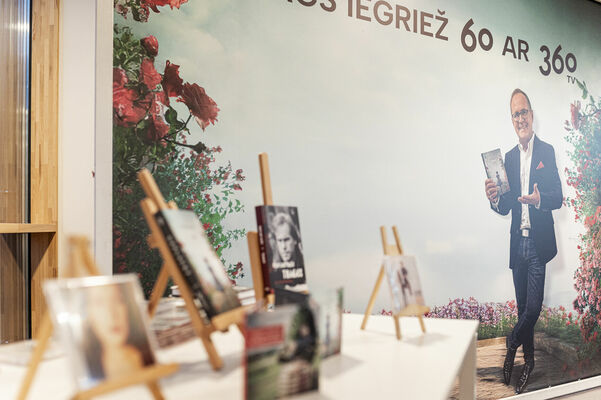 RENĀRS KORIS RENĀRS KORIS