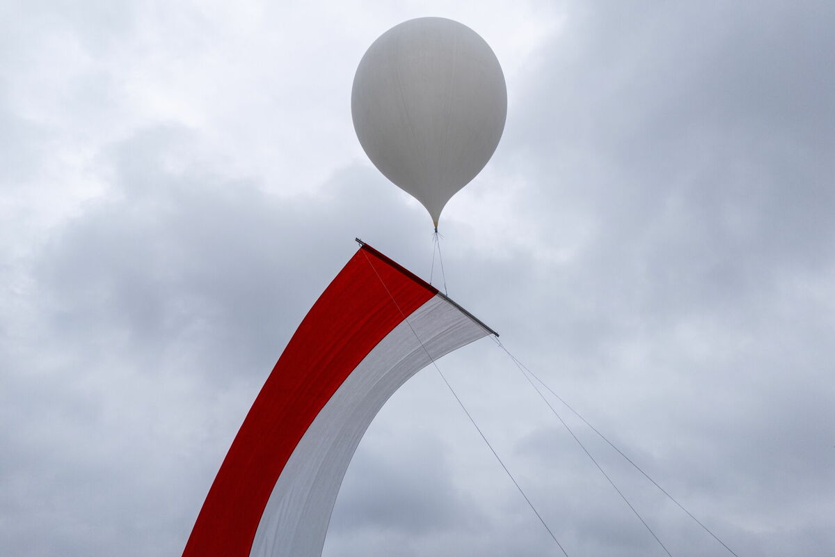 Polijas karogs. Foto: EPA/Darek Delmanowicz / Scanpix Polijas karogs. Foto: EPA/Darek Delmanowicz / Scanpix