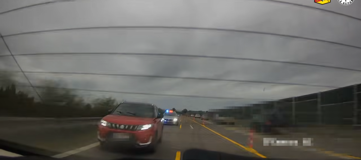 Foto: Ekrānuzņemums no Youtube/ Policie ČR (Policie České republiky) Foto: Ekrānuzņemums no Youtube/ Policie ČR (Policie České republiky)