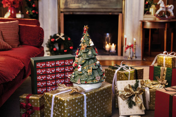 Ziemassvētku dāvanas un dekori, Foto: Henry Moon