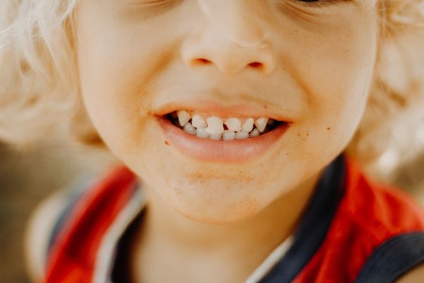 Bērna zobi, Photo by Kamille Sampaio from Pexels
