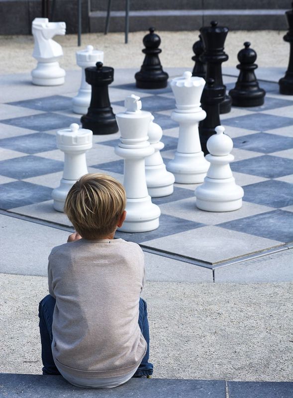Bērns un šahs, foto - Pixabay