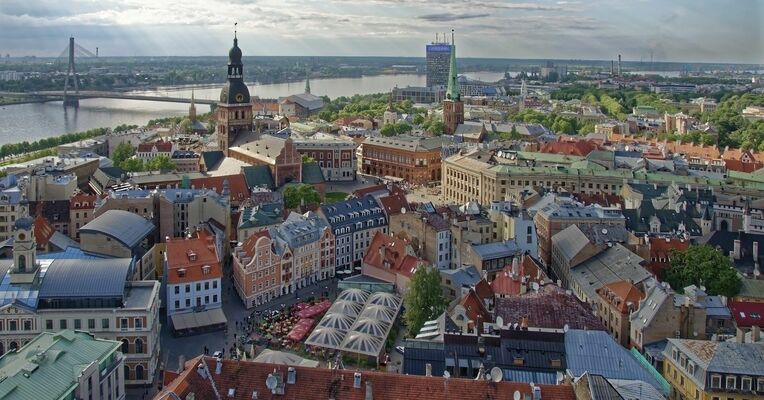 Rīga, Image by Makalu from Pixabay 