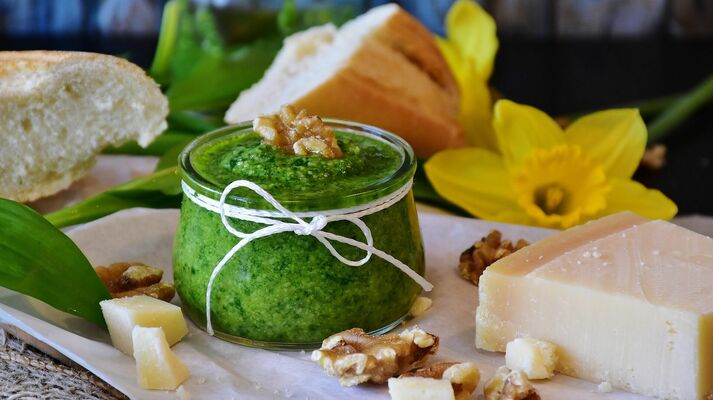 Pesto, Image by RitaE from Pixabay 