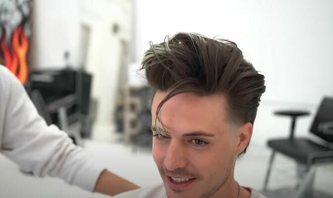 Moderns vīriešu matu griezums, ekrānuzņēmums