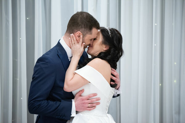 Aigara Kļava un Evitas Riekstiņas kāzas, "Ģimene burkā," 360TV