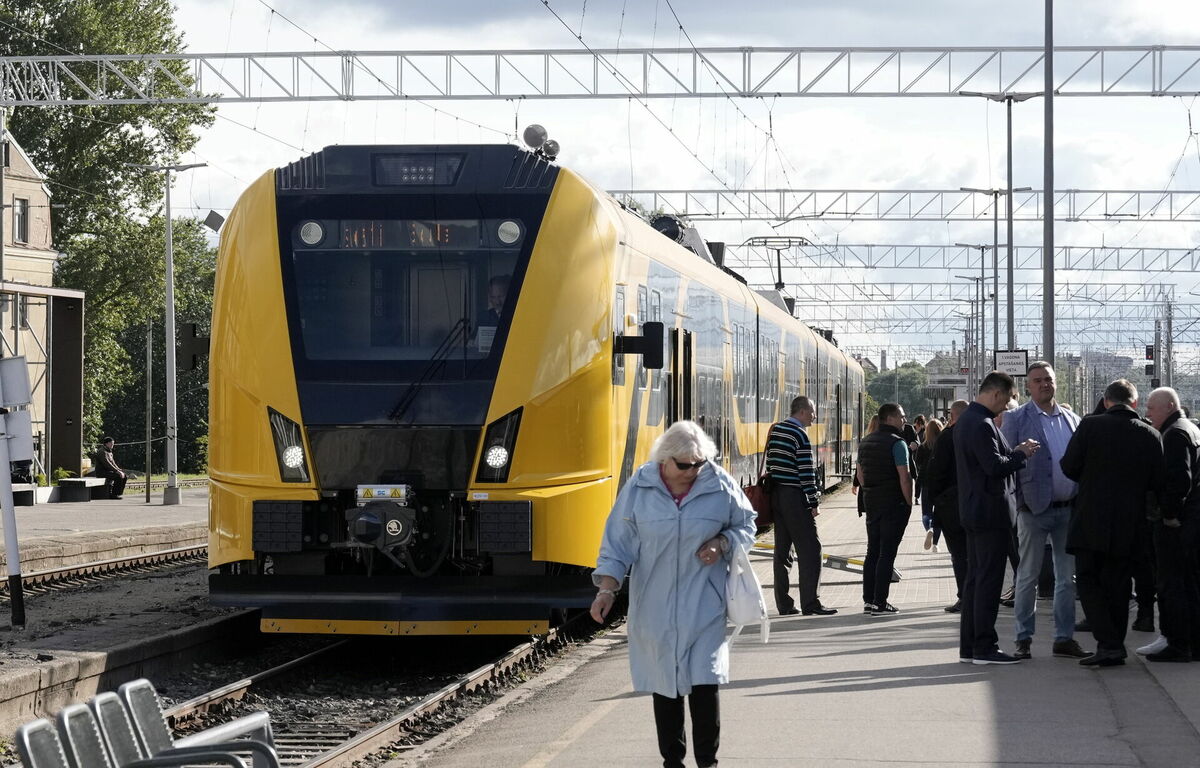 Paredzēts, ka ar jaunajiem vilcieniem izpildīs reisus Aizkraukles, Tukuma, Saulkrastu un Jelgavas virzienā. Foto: LETA
