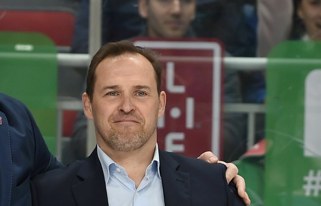 Latvijas hokeja leģenda Irbe pārsteidz sabiedrību ar savu politisko izvēli