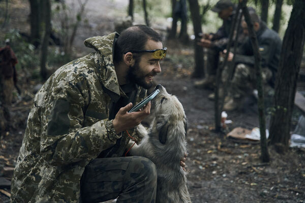 Ukrainas armijas kareivis Harkivas apgabalā. Foto: AP/Scanpix