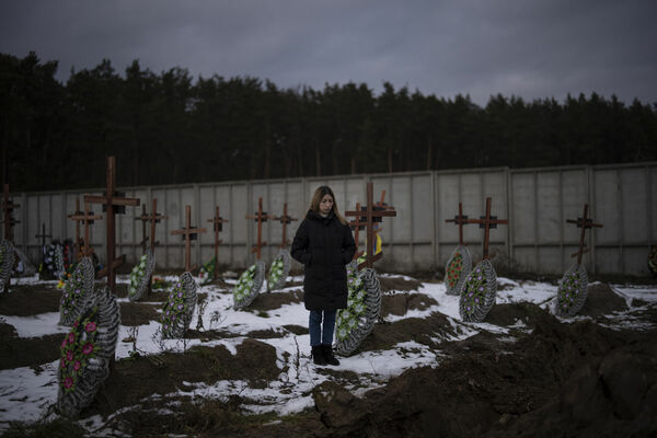 Masu kaps Bučā, Ukrainā. Foto: AP/Scanpix