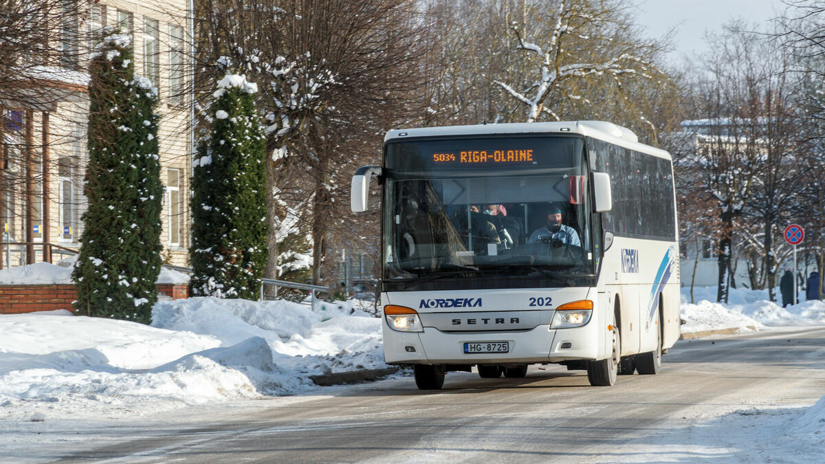 Autobuss Rīga-Olaine. Foto: Olaines novada pašvaldība