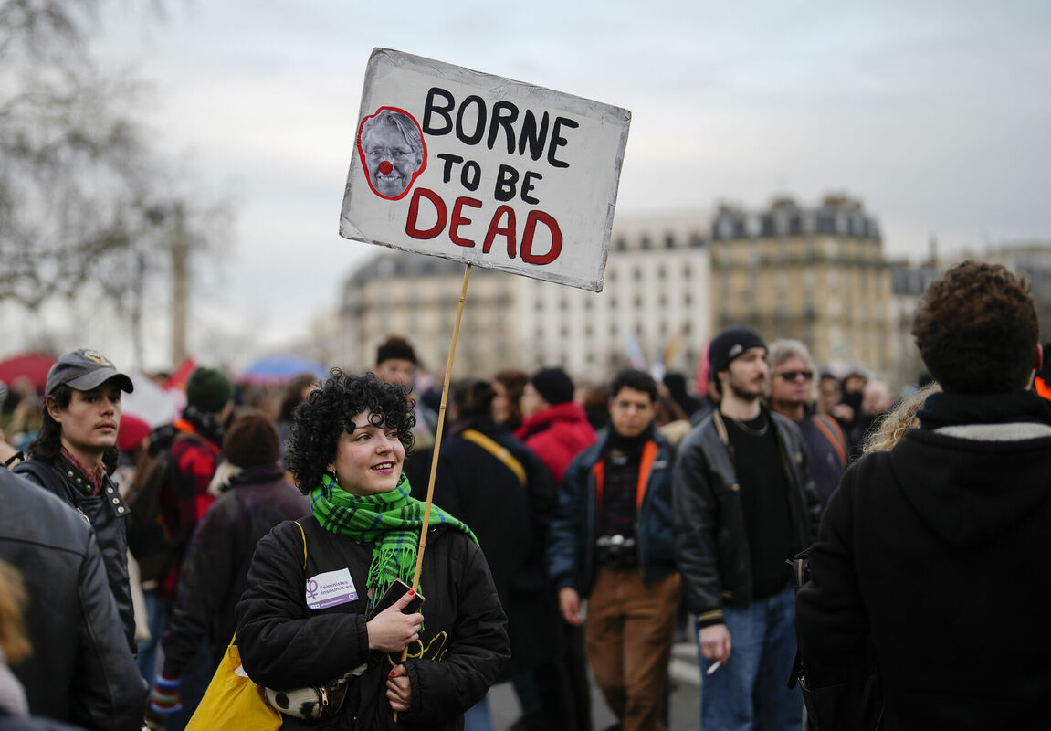 Protesti pret valsts pensiju sistēmas reformu Francijā. Foto: Scanpix