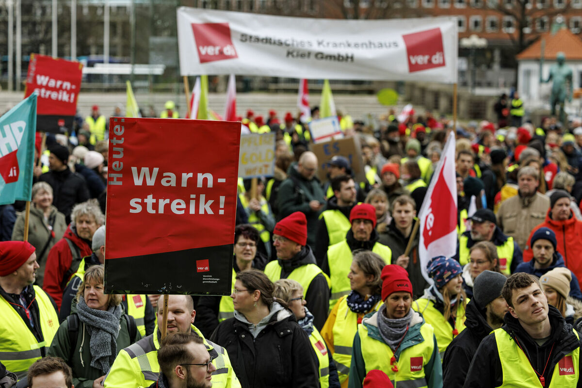 Sabiedriskā transporta nozares darbinieku streiks Vācijā 24. martā. Foto: AP/Scanpix