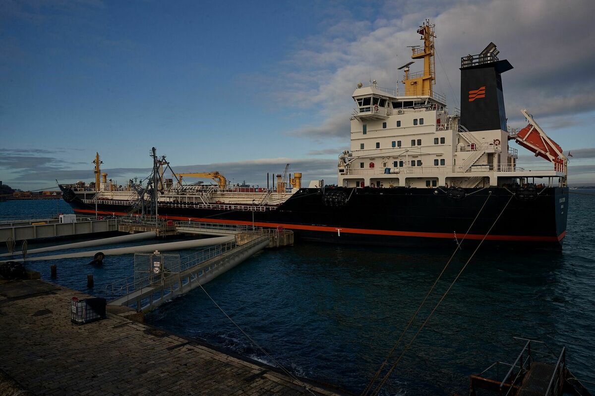 Dānijas uzņēmuma naftas tankkuģis "Monjasa Reformer", kuru 25. martā Gvinejas līcī sagrāba pirāti. Foto: AFP/Scanpix