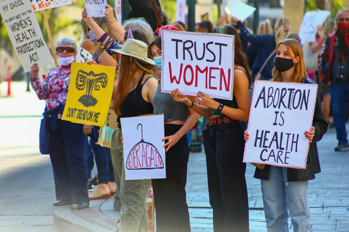 Protests pret aborta veikšanas ierobežojumiem ASV. Foto: Unisplash