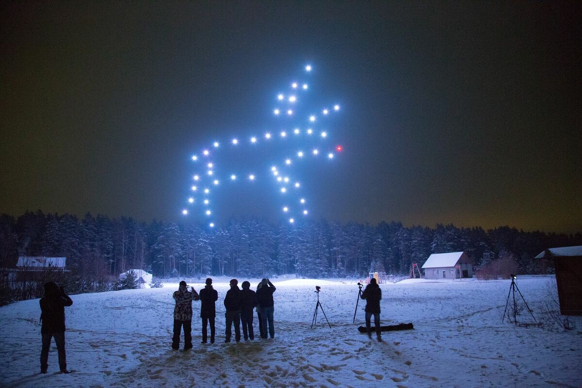 "Basemotion" dronu šovs. Foto: Basemotion/Facebook