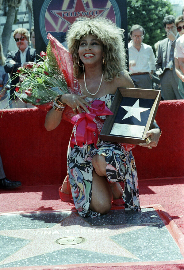 Dziedātāja 1986. gadā Holivudā. Foto: AP Photo/Nick Ut