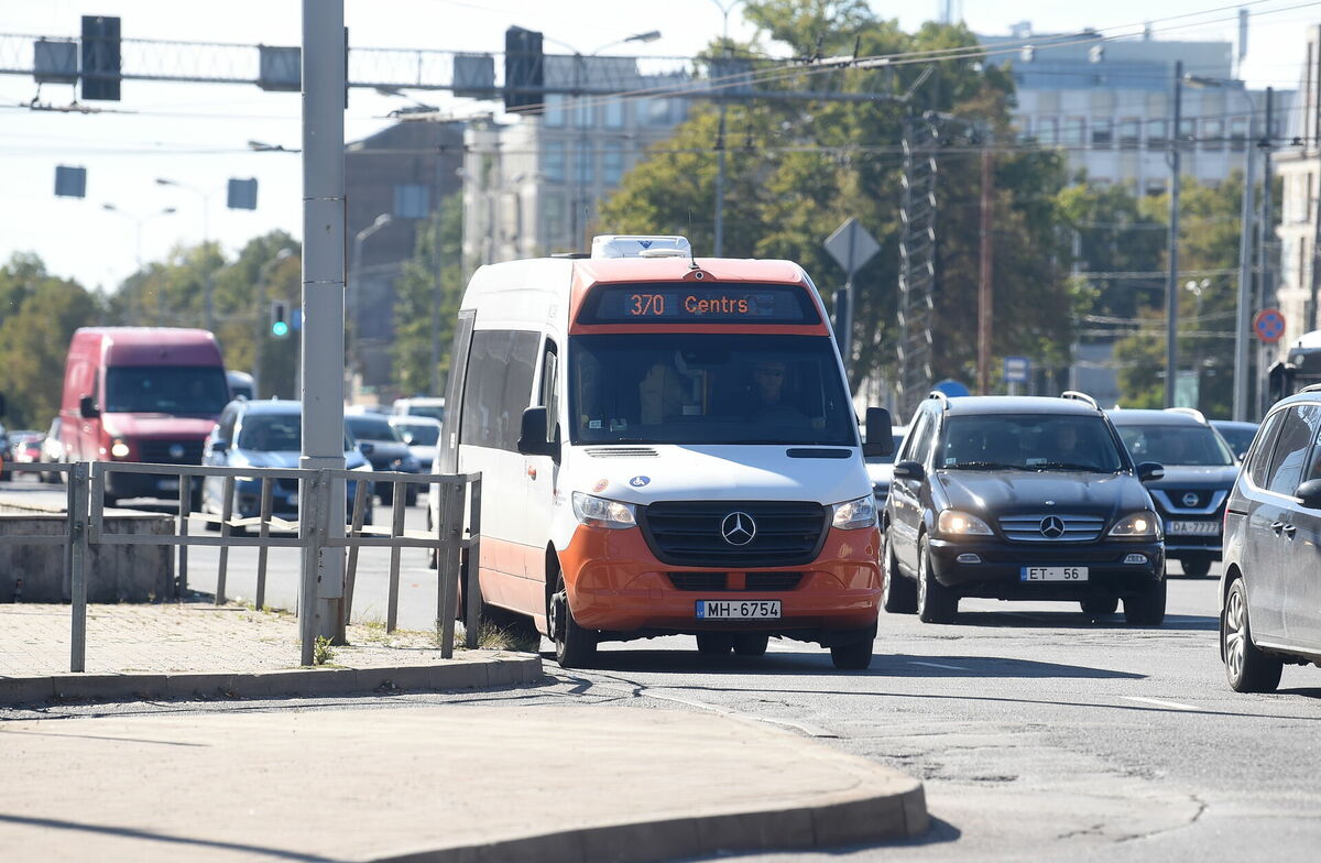 "Rīgas mikroautobusu satiksme". Foto: Zane Bitere/LETA