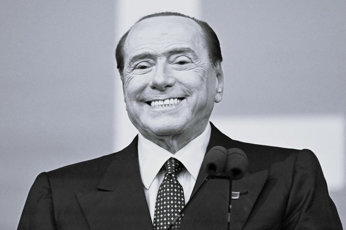 È morto all’età di 86 anni l’ex primo ministro italiano Silvio Berlusconi