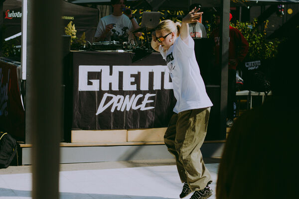 Foto: Aksels Bergs, Diāna Tunte, Jānis Lācis, Orests Titovs