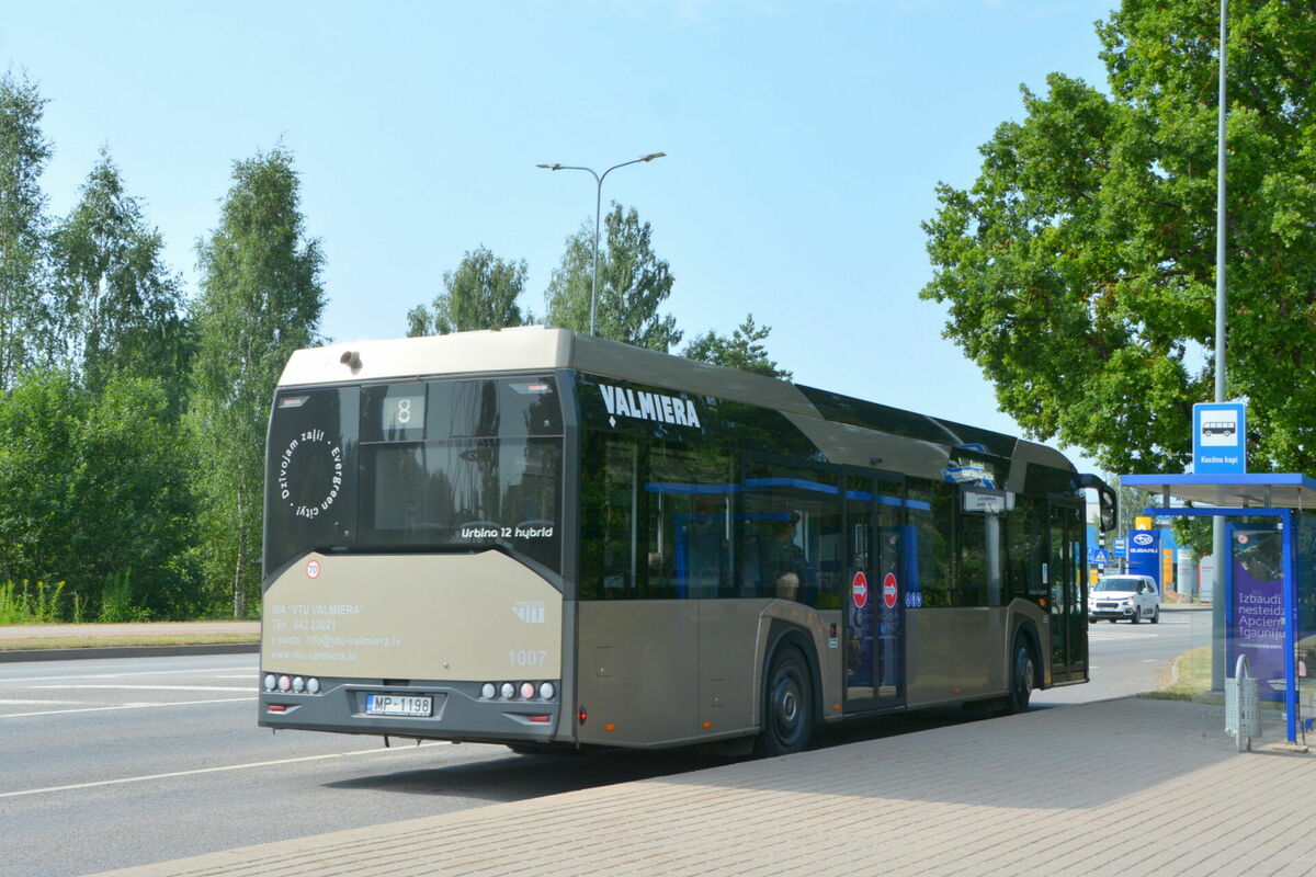 Valmieras pilsētas autobuss. Foto: www.valmierasnovads.lv