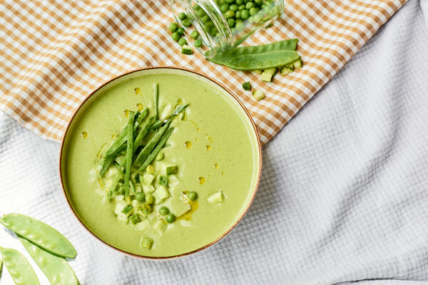 Gurķu-zirnīšu aukstā zupa. Foto: Viktorija Kožemjakina
