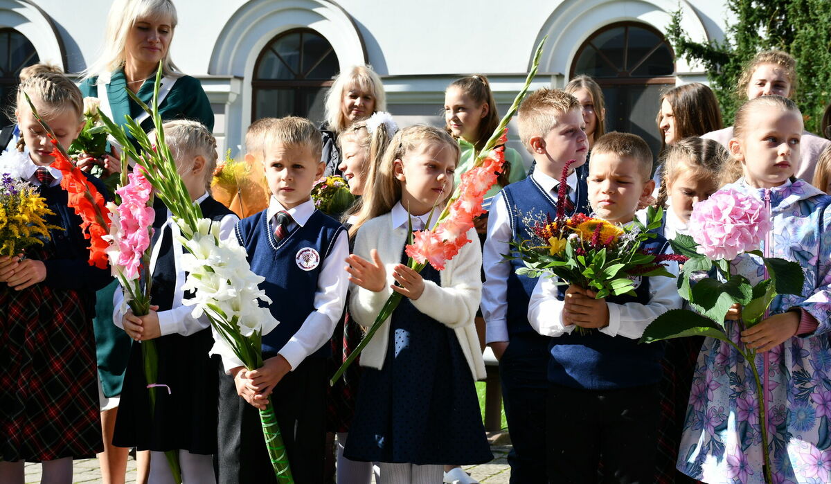 Zinību diena Vienības pamatskolā Daugavpilī. Ivars Soikāns/LETA