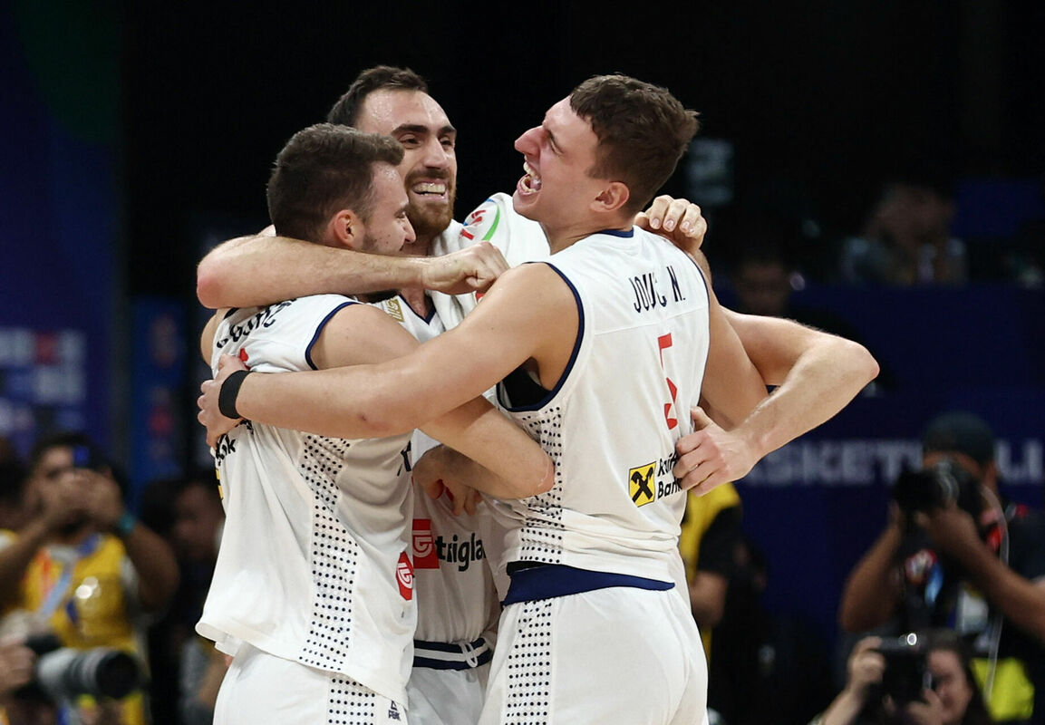 Serbijas vīriešu basketbola valstsvienība. Foto: REUTERS/Eloisa Lopez