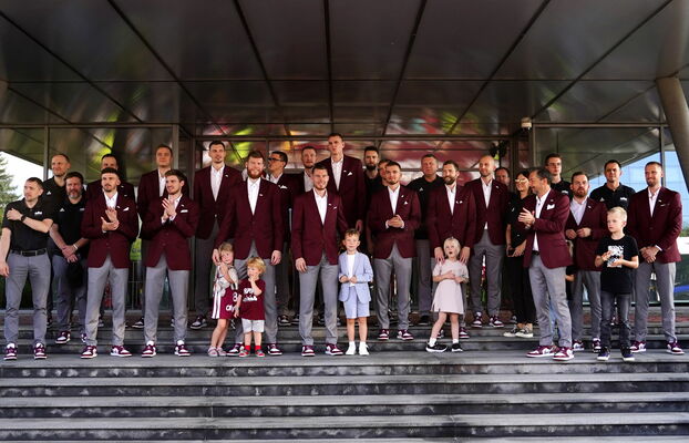 Latvijas vīriešu basketbola izlase pēc Pasaules čempionāta ierodas Rīgā. Foto: Evija Trifanova/LETA