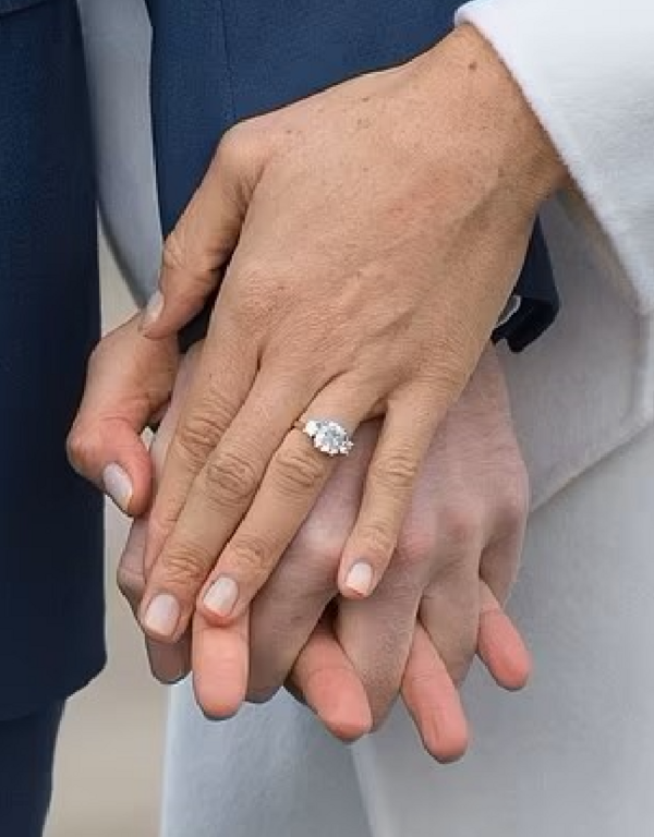 Meganas Mārklas laulības gredzens. Foto: Daily Mail