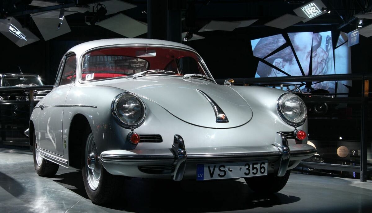 Porsche automašīna Foto: Latvijas Motormuzejs
