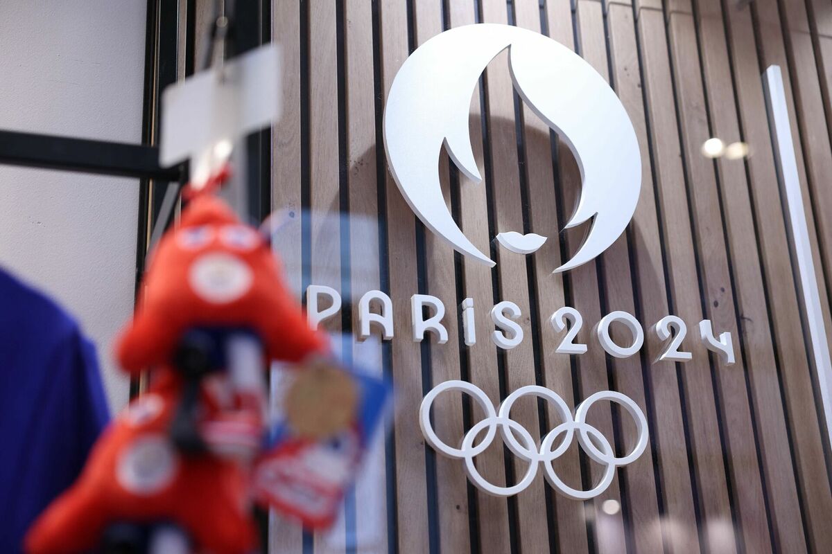 Parīzes paralimpisko spēļu logo. Foto: Thomas SAMSON / AFP