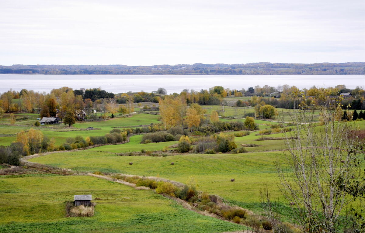 Rudens ainava pie Mākoņkalna. Foto: Ivars Soikāns/LETA